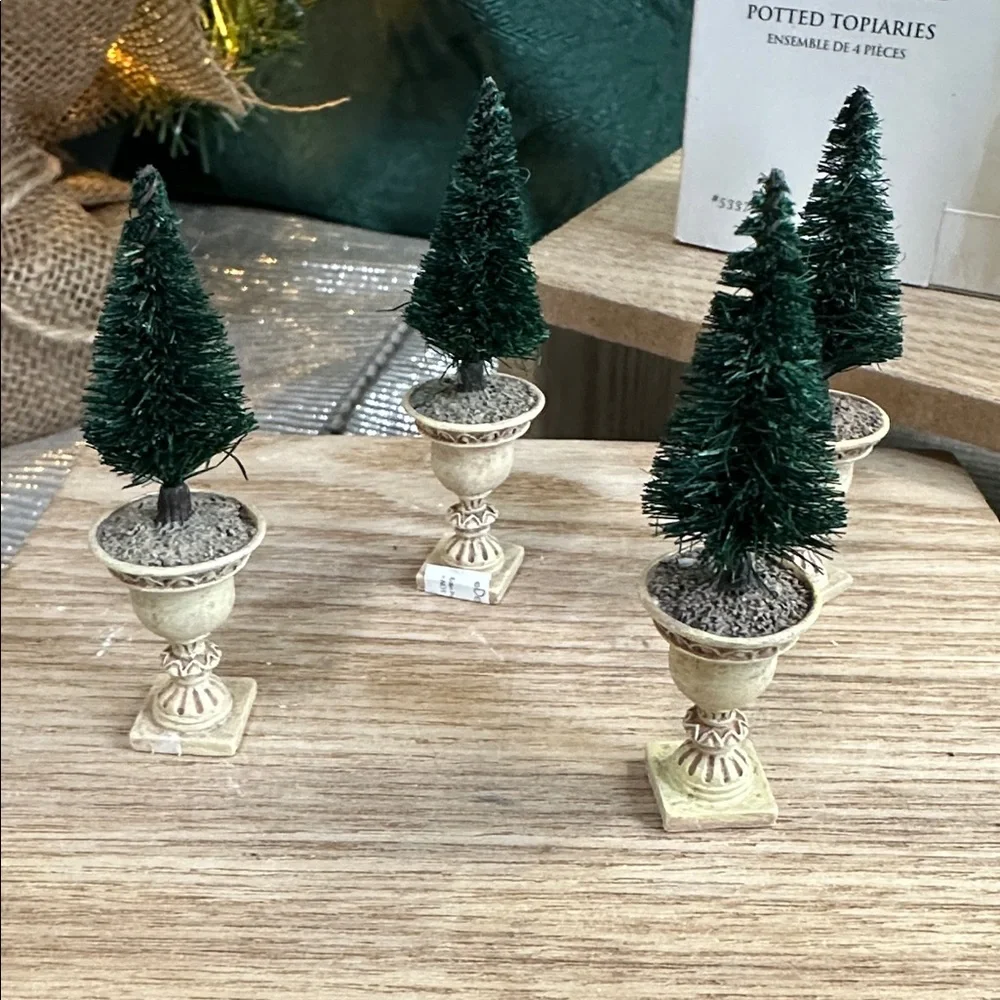 Department 56 Seasons Bay Potted Topiaries Green‎ and Tan